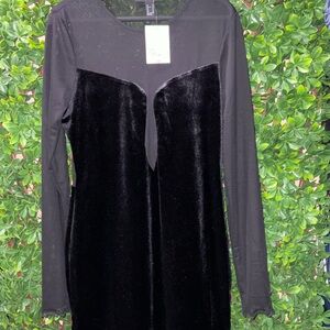 BNWT Forever 21 Mini Len Elegant Black Velvet Dress XLarge